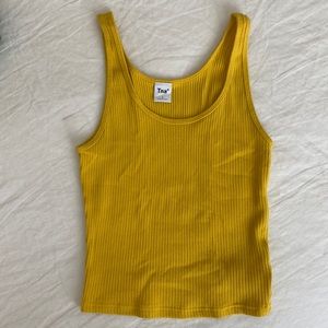 Aritiza TNA Bergman ribbed tank